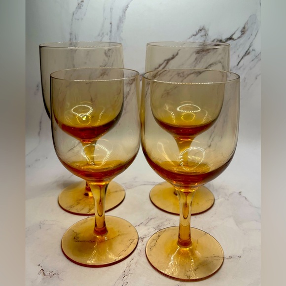 Amber Wine Glasses - Picture 1 of 4